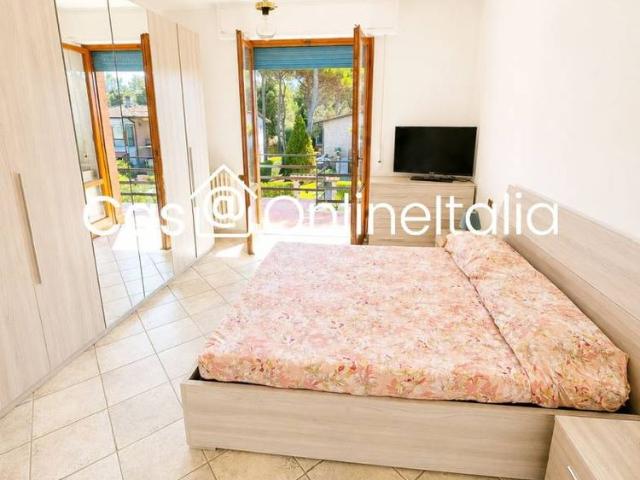 Trilocale viale del Tirreno, 24, Tirrenia, Pisa
