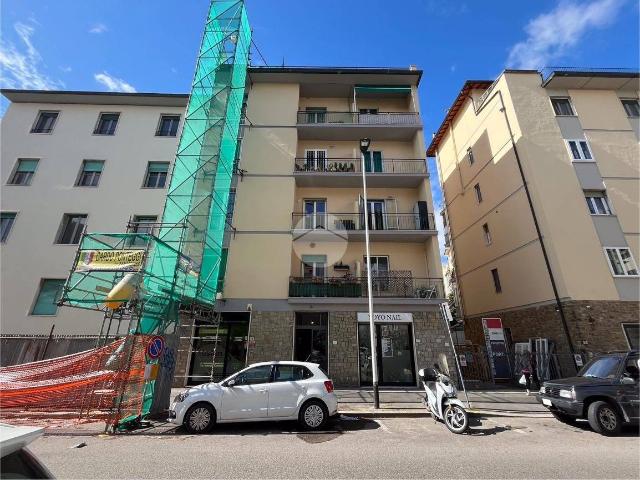 Trilocale viale Eleonora Duse 7, Coverciano, Firenze