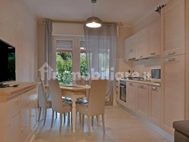 Trilocale viale Europa, 1, Centro, San Bartolomeo al Mare