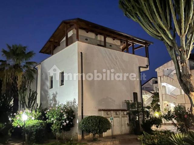 Trilocale viale John Fitzgerald Kennedy 108, Soverato Marina, Soverato