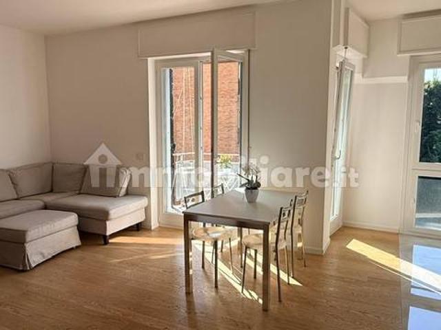 Trilocale viale Lodovico Scarampo 41, Monte Rosa Lotto, Milano