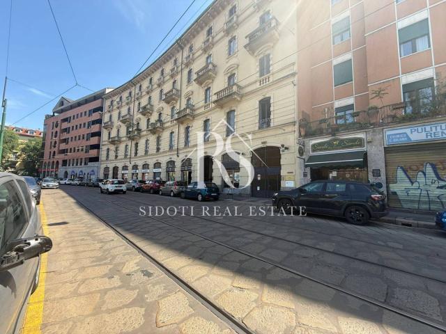Trilocale viale Sabotino 26, Porta Romana Medaglie d'Oro, Milano