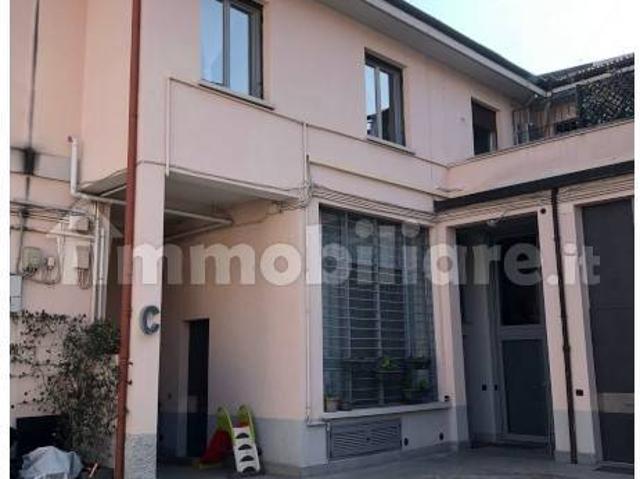 Trilocale viale Sabotino 8, Porta Romana Medaglie d'Oro, Milano