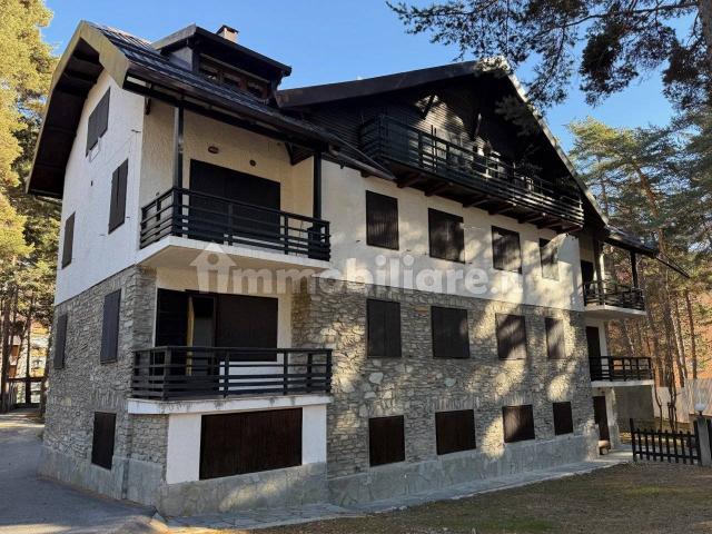 Trilocale viale San Francesco 43, Centro, Bardonecchia