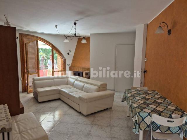 Trilocale viale Ponte Lama, Bisceglie