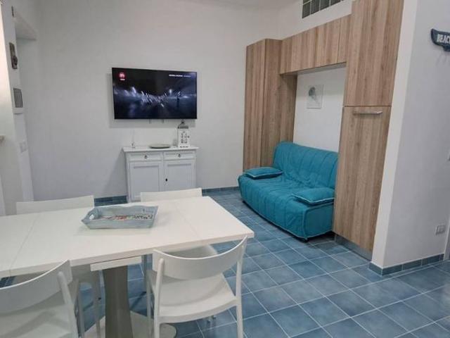 Trilocale viale Regina Elena 14, Centro, San Felice Circeo