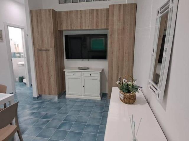 Trilocale viale Regina Elena 14, Centro, San Felice Circeo