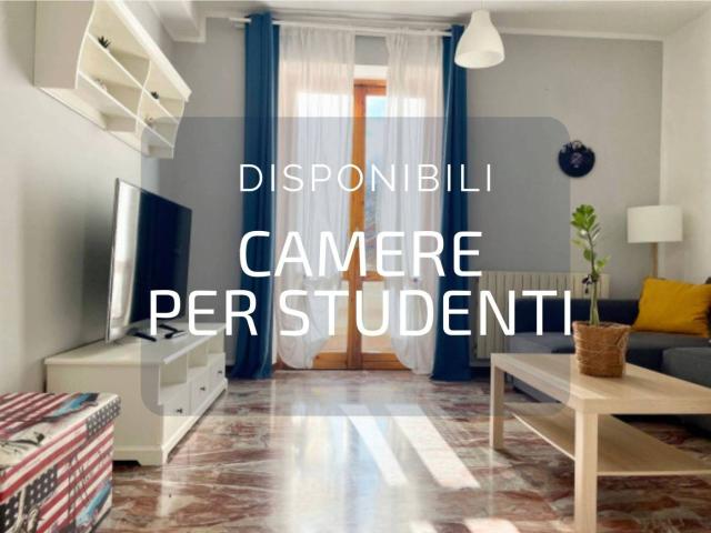 Trilocale viale Tommaso Seneca, Centro, Camerino
