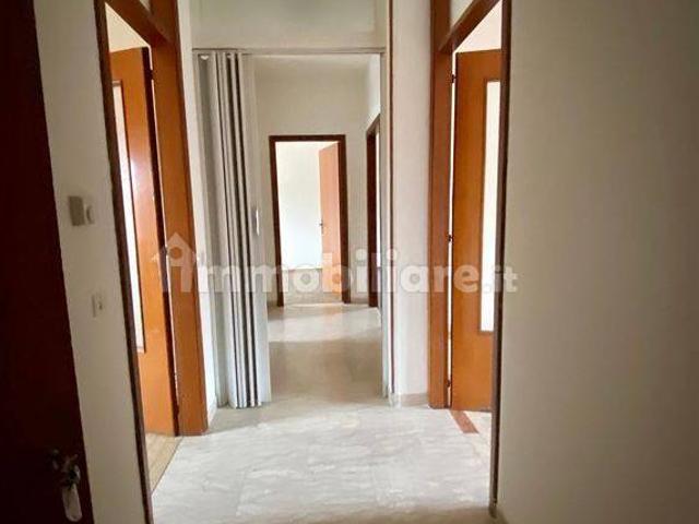 Trilocale viale Tre Martiri 34, Commenda, San Bortolo, Rovigo