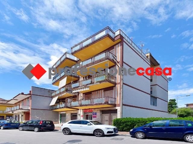 Trilocale viale Trieste, 33, San Prisco