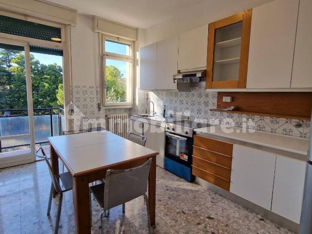 Trilocale viale Zagabria, San Donato, Bologna