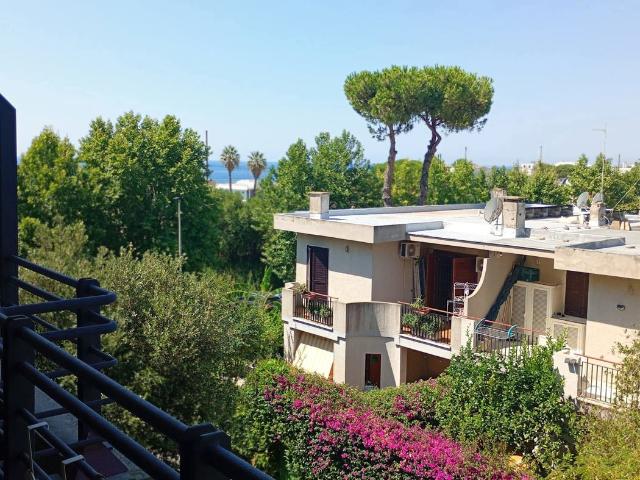 Trilocale vista mare a Santa Marinella