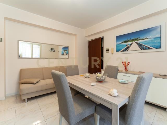 Trilocale vista mare in via spiaggia 113, Mascali