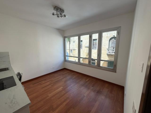 TRILOCALE ZONA PIAZZA INSURREZIONE