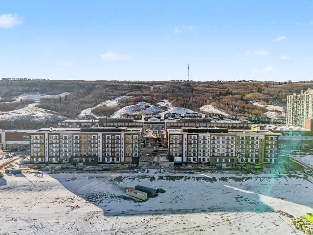 Trinity Hills The Landing 2 Bedroom Apartment for Rent at 817 Na'A Dr Sw Null, Calgary, AB T3H 6C2 Downtown Calgary
