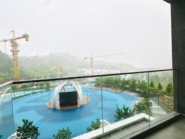 TriNiTy WeLLNeSSA UKay AMpang FaciNg PooL FuLLY AirCOnds 2 Carpark
