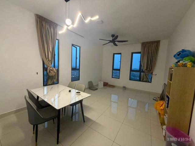 Trio Residence 2 1Room Furnised Unit For Rent