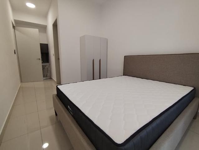 Trion 2 Chan Sow Lin MRT Sg Besi KLCC TRX 2room Balcony Full Furnish
