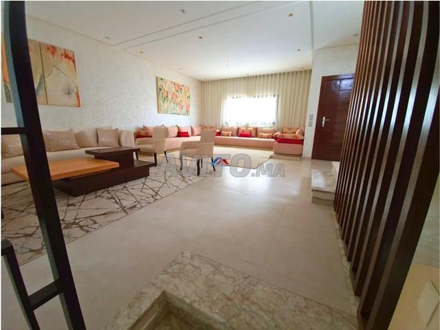 Triplex meublé à louer Harhoura