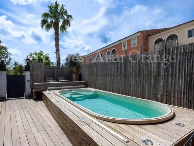 Triplex moderne avec piscine à Port Grimaud
