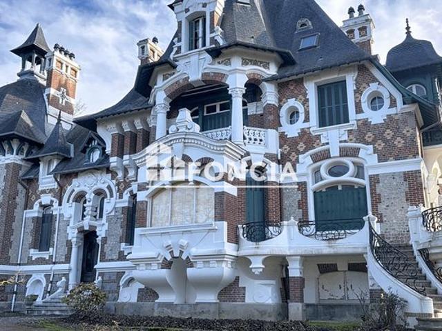 Triplex à fort potentiel – Villa Les Bossettes, résidence classée