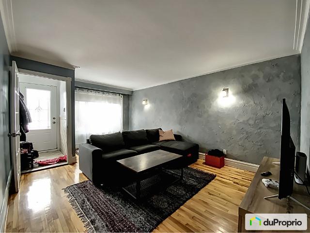 Triplex à vendre Anjou 7 chambres 3 salles de bain #1058