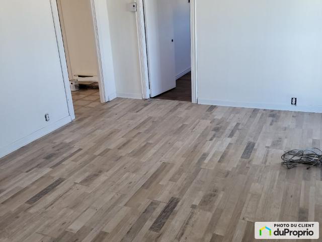 Triplex à vendre La Tuque 3 chambres 1 salle de bain #1096