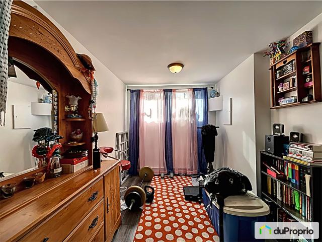 Triplex à vendre LaSalle 5 chambres 3 salles de bain #1087