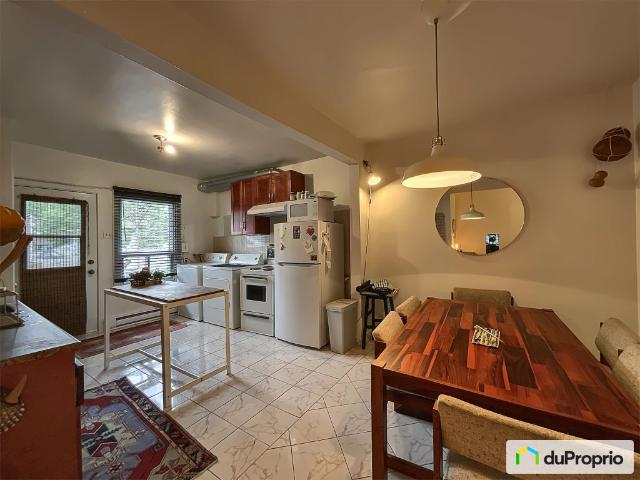 Triplex à vendre Villeray / St Michel / Parc Extension 5 chambres #1105