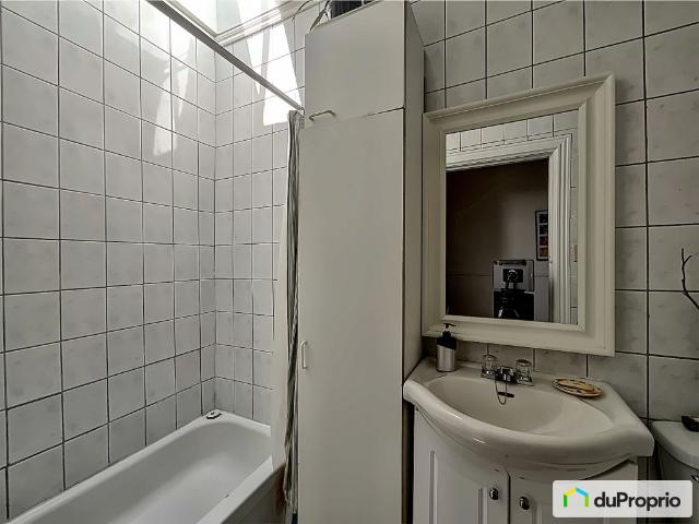 Triplex à vendre Villeray / St Michel / Parc Extension 6 chambres #1075