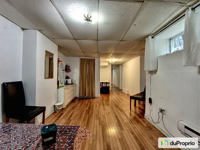 Triplex à vendre Villeray / St Michel / Parc Extension 9 chambres #1046