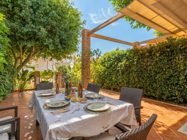 Triplex con piscina comunitaria en Villablanca