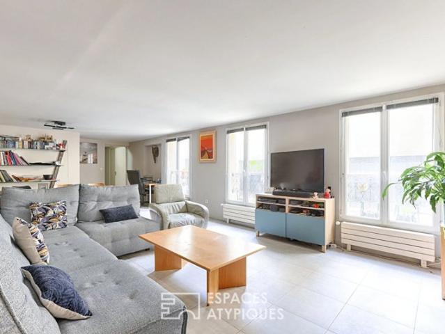 Triplex confidentiel sur cour esprit maison