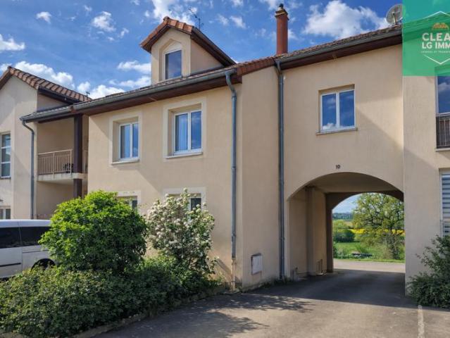 Triplex coup de coeur avec jardin et piscine