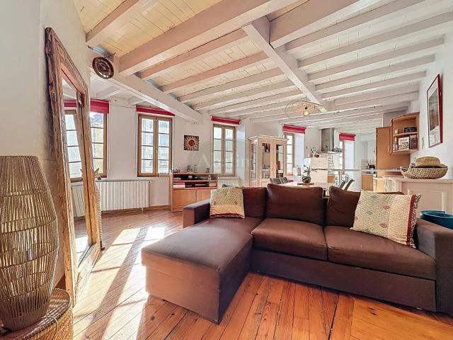 Triplex de caractère + Local 135m² Tarbes