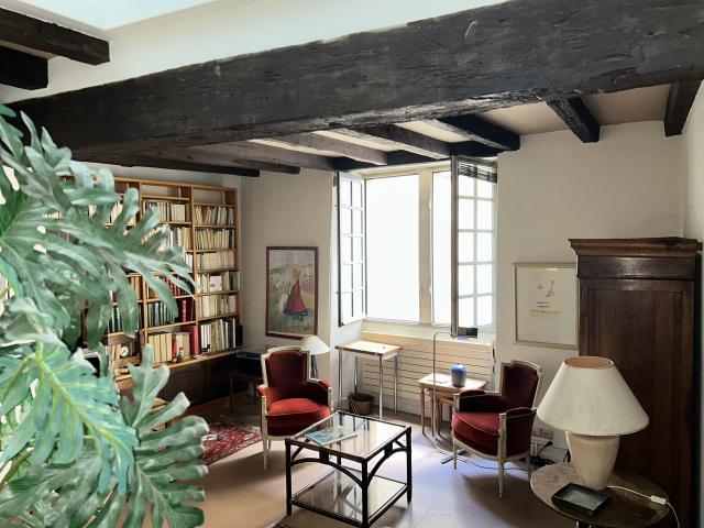 TRIPLEX de 66 m2 habitables / Quartier Conservatoire