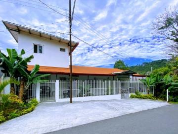 Triplex Downtown Boquete