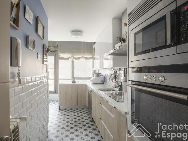 Tríplex en venta en Madrid, Legazpi. Ático tríplex en venta Calle Ariel. Tríplex.