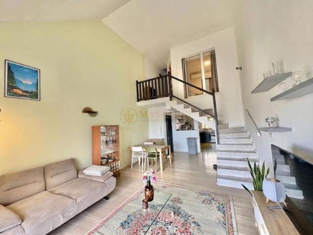Triplex F3 de 73 m² à Saint Pierre avec varangue et balcon