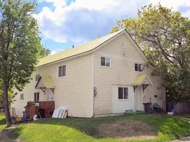 Triplex for sale in Prince George, PG City Central, 905 La Sal.