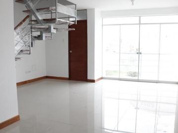 Triplex frente parque 3 dormitorios y 2.5 baños