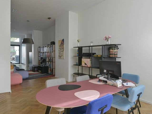 Triplex te huur in Elsene voor € 2.400 met 3 slaapkamers