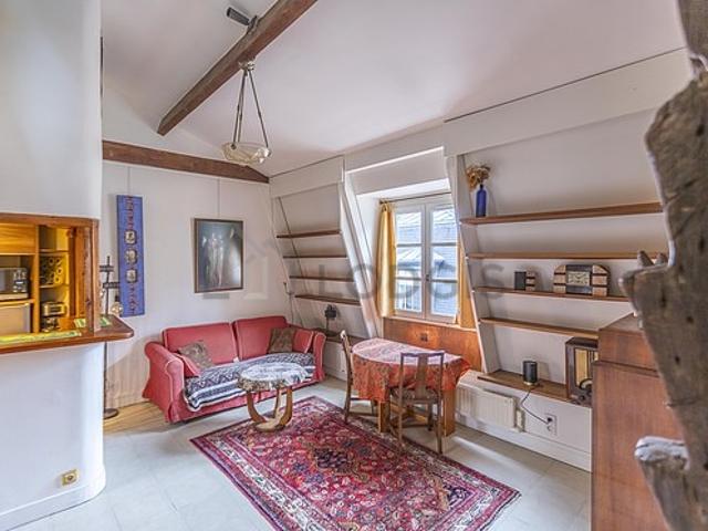 Triplex 1 chambre meublé avec ascenseur Le Marais Paris 3°