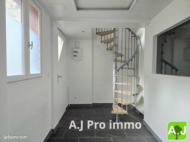 Triplex 2 pièces 27 m²