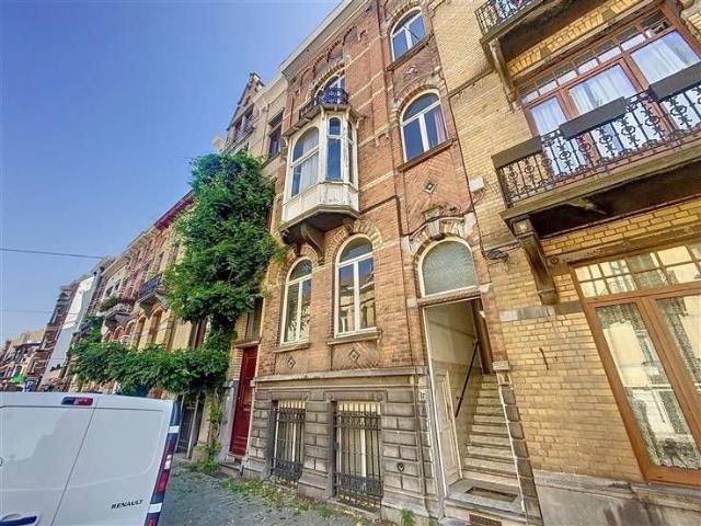 Triplex 3 chambres à aménager