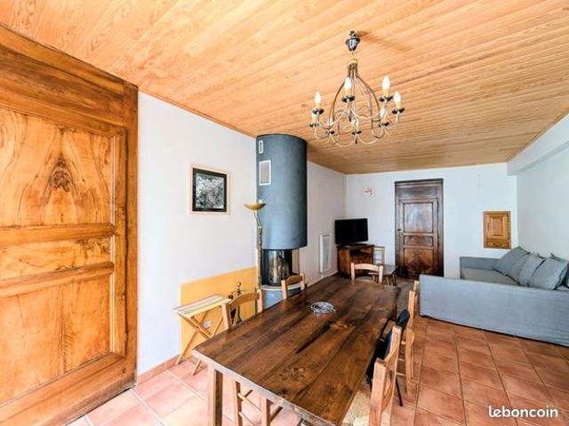 Triplex 3 pièces 98 m²