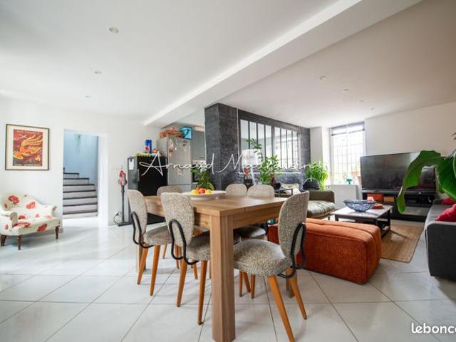 Triplex 4 pièces 100 m²