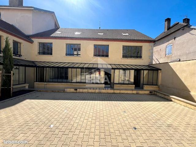 Triplex 4 pièces 107 m²