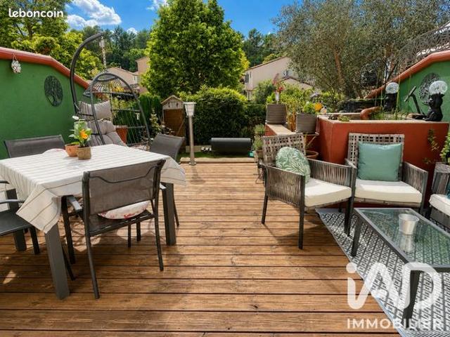 Triplex 4 pièces 106 m²