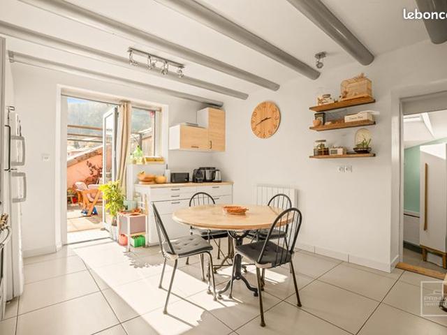Triplex 4 pièces 115 m²